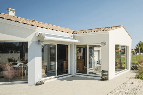 La véranda : une solution très avantageuse pour agrandir sa maison neuve