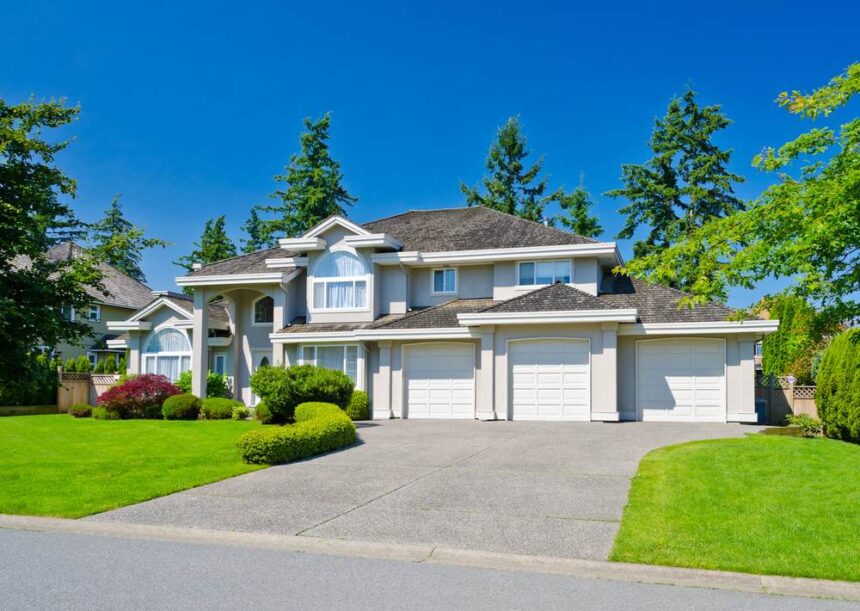 Comment construire ou rénover une maison capable de produire sa propre énergie ?