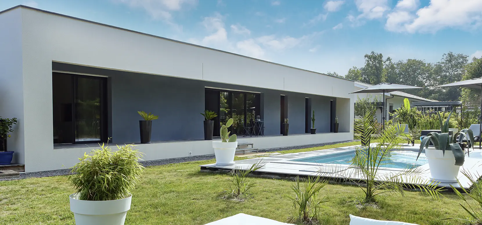Maison à toit plat près de Langon