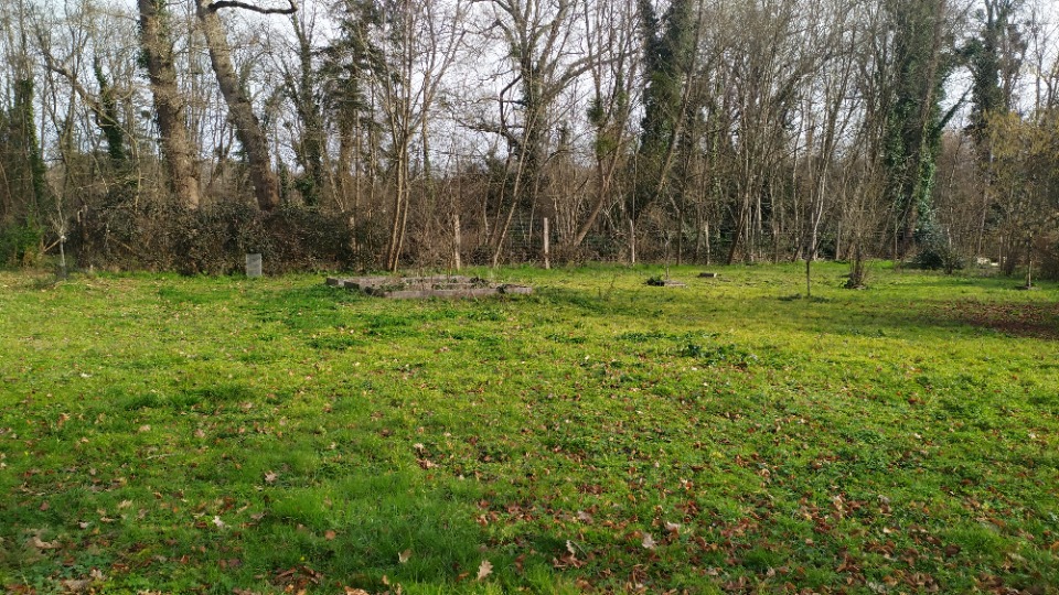 Terrain à bâtir à Roaillan (33210)