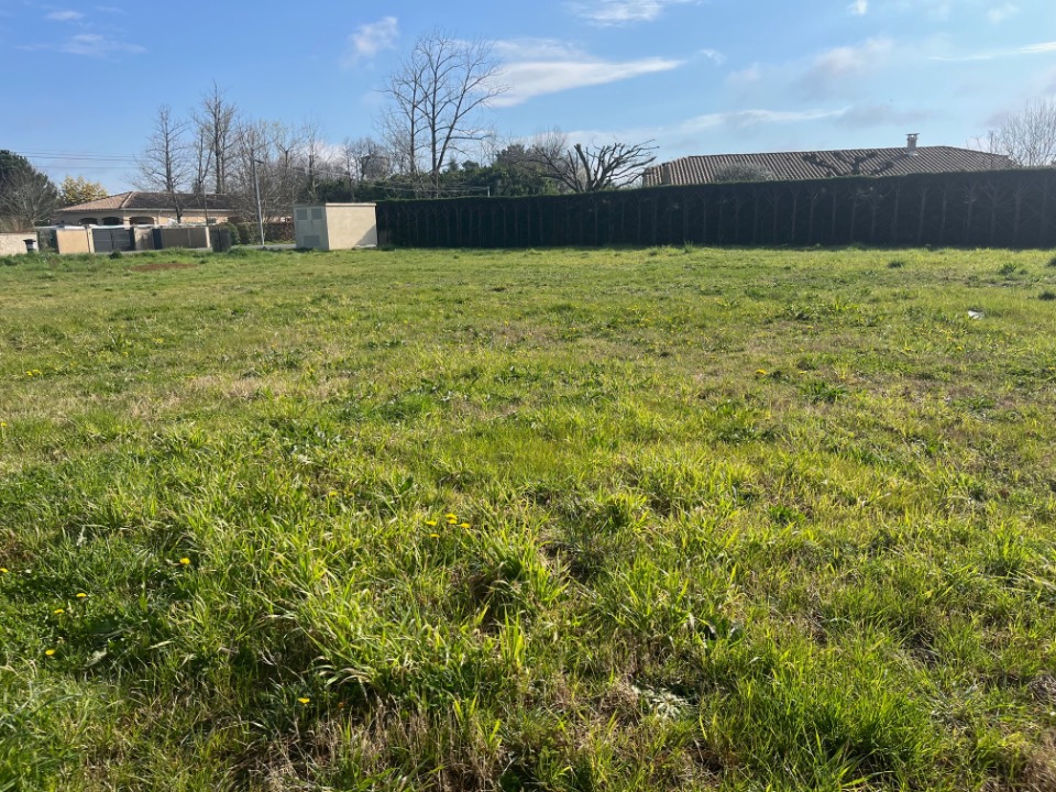 Terrain à bâtir à Meilhan-sur-Garonne (47180)