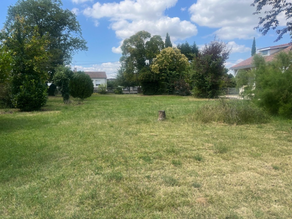 Terrain à bâtir à Marmande (47200)