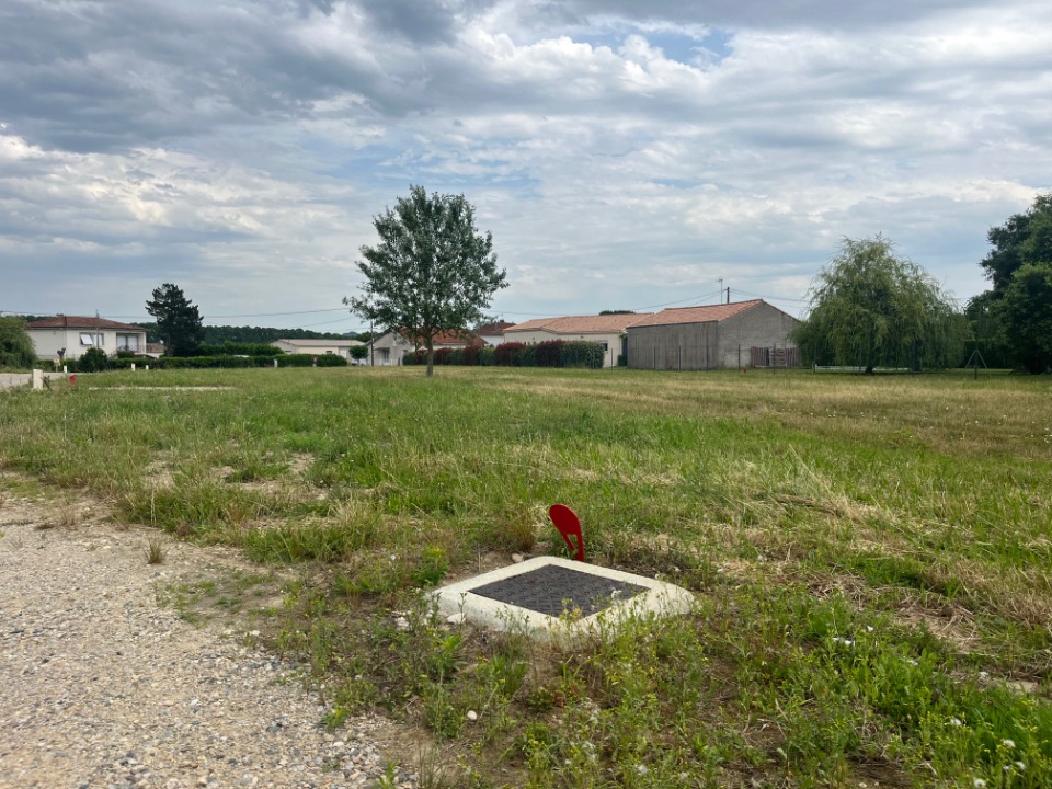 Terrain à bâtir à Buzet-sur-Baïse (47160)