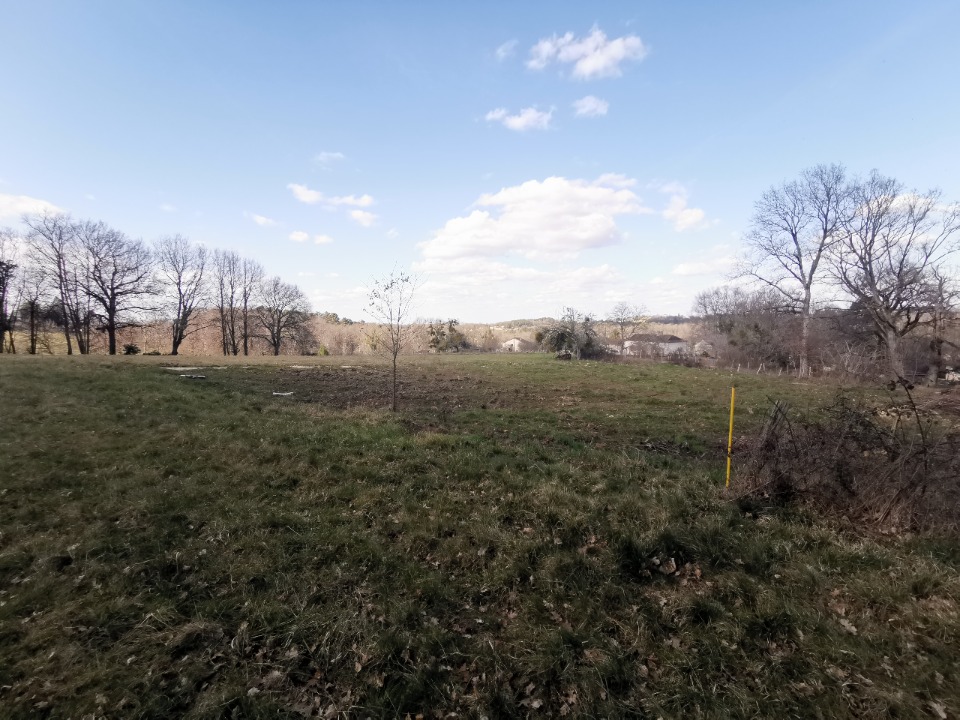 Terrain à bâtir à Notre Dame de Sanilhac (24660)