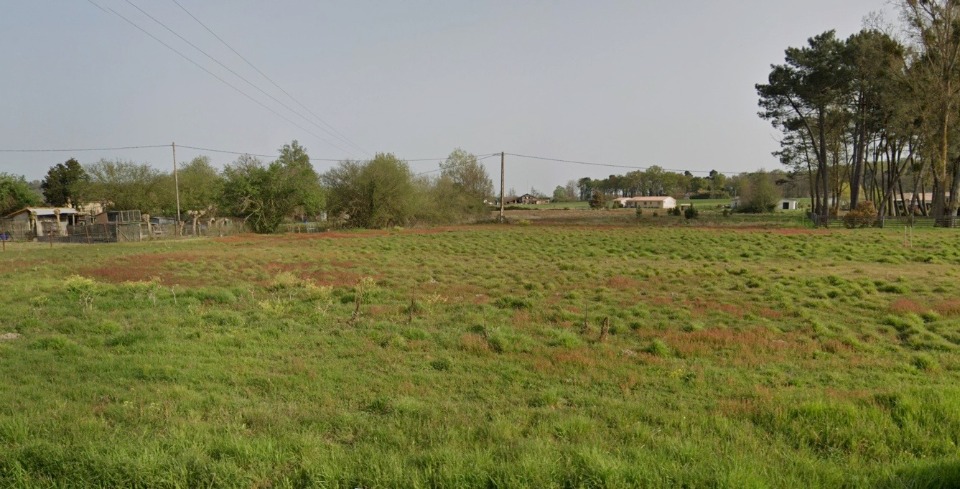 Terrain à bâtir à Grézet-Cavagnan (47250)