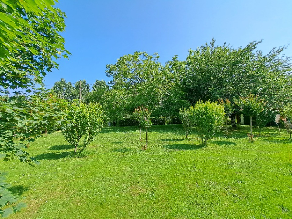 Terrain à bâtir à Gardonne (24680)