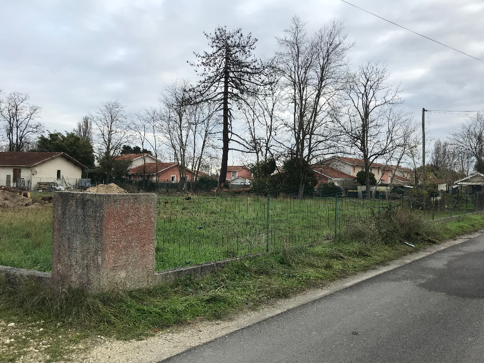 Terrain à bâtir à Soulac-sur-Mer (33780)