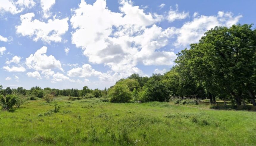 Terrain à bâtir à Saint-Just-Luzac (17320)