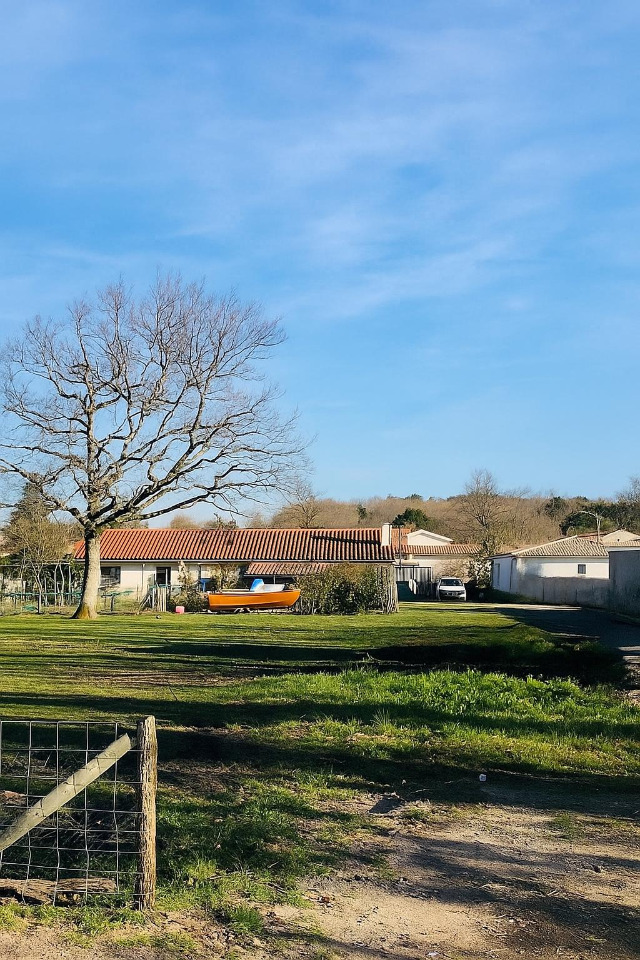 Terrain à bâtir à Lesparre-Médoc (33340)