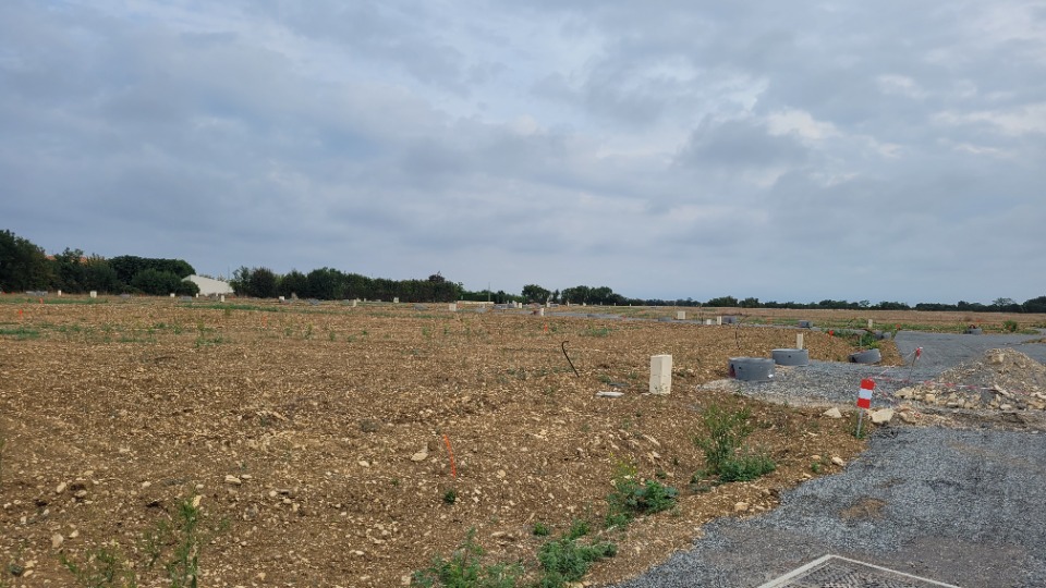 Terrain à bâtir à Andilly (17230)