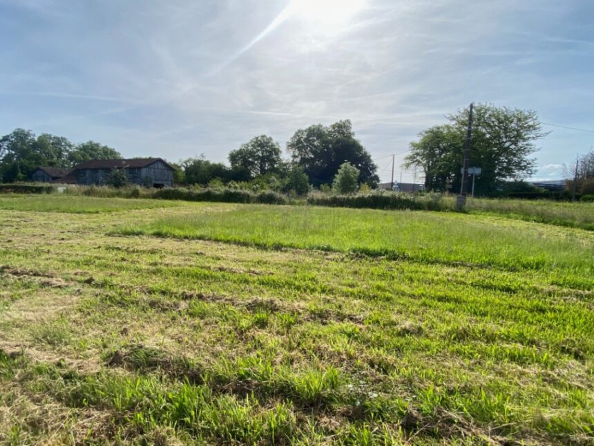 Terrain à bâtir à Gardonne (24680)