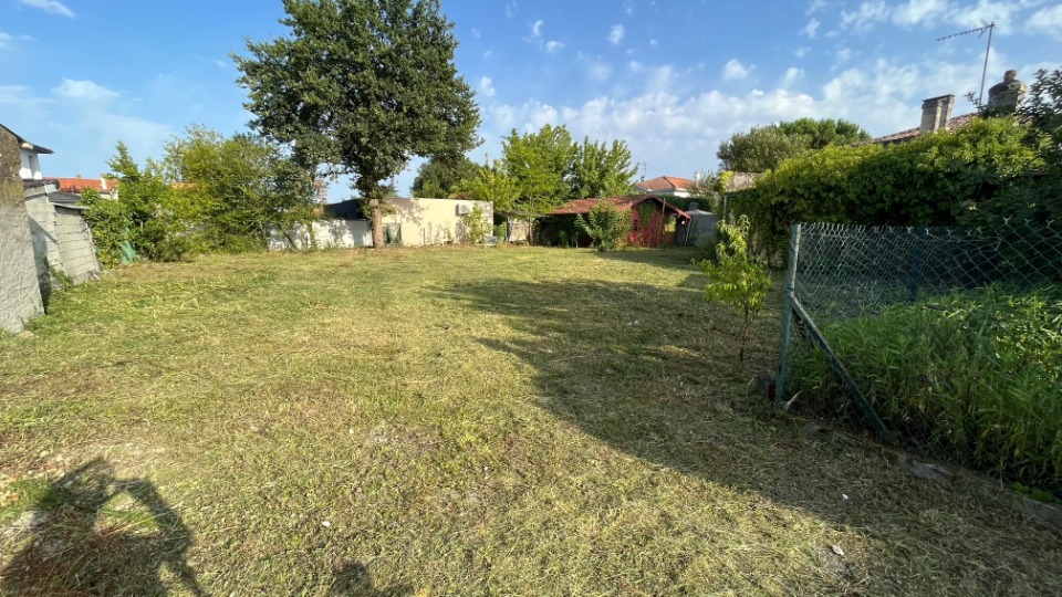 Terrain à bâtir à Villenave-d’Ornon (33140)