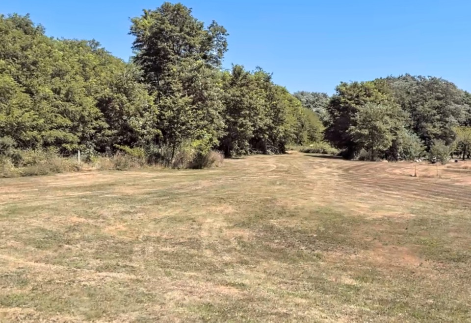 Terrain à bâtir à Saint-Médard-de-Guizières (33230)