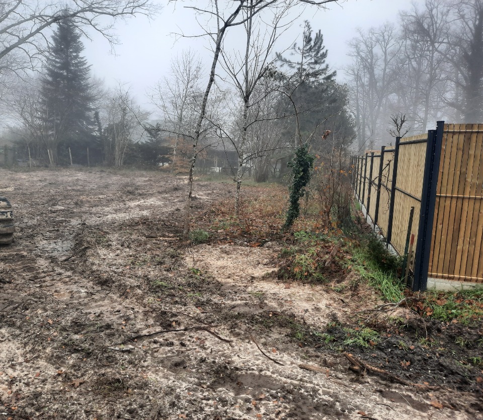 Terrain à bâtir à Belin-Béliet (33830)