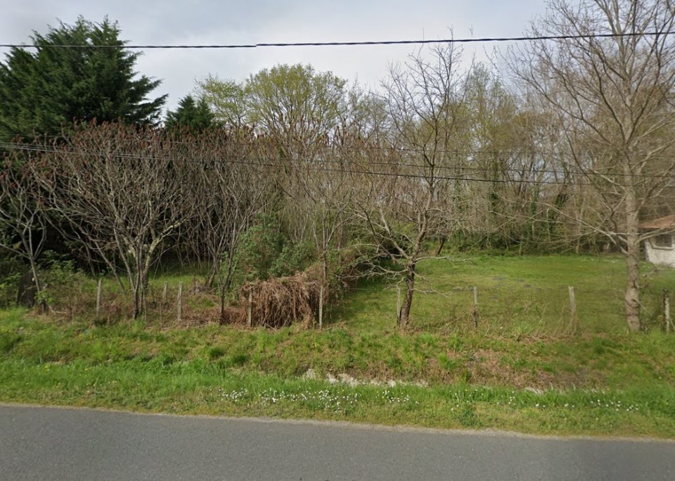 Terrain à bâtir à Le Barp (33114)