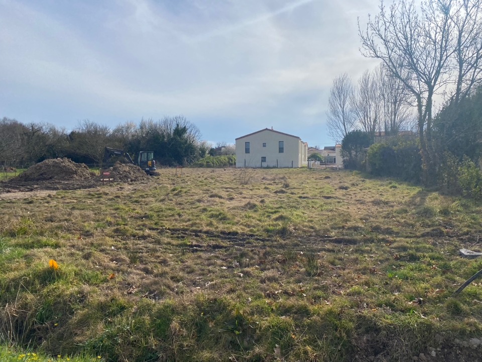 Terrain à bâtir à Saint-Sulpice-et-Cameyrac (33450)