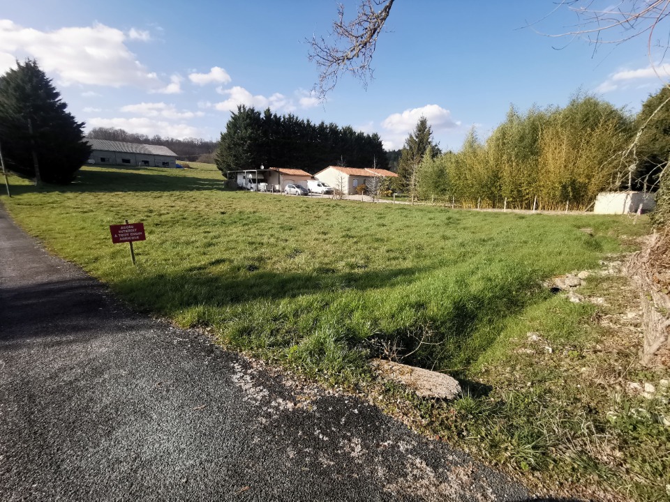 Terrain à bâtir à Périgueux (24000)