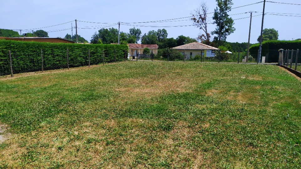 Terrain à bâtir à Bazas (33430)