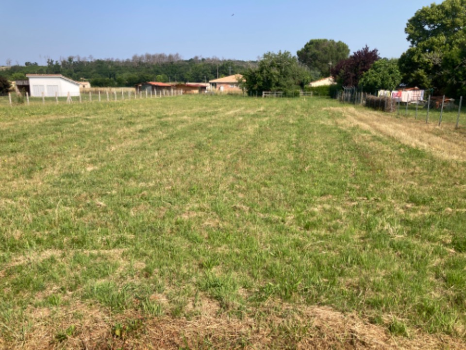 Terrain à bâtir à Coutras (33230)