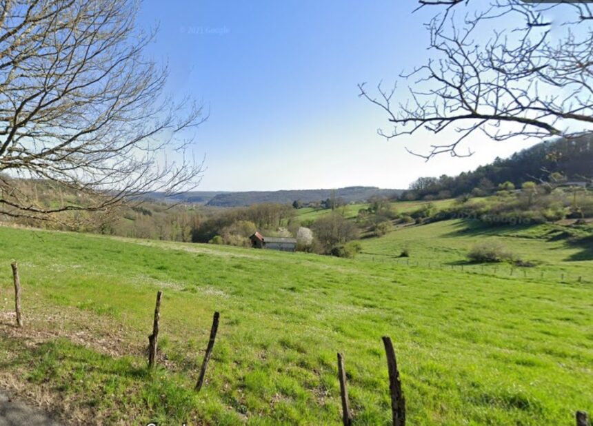 Terrain à bâtir à Beauregard-de-Terrasson (24120)