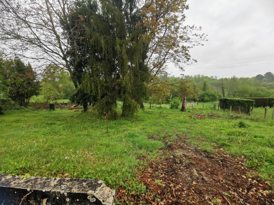 Terrain à bâtir à Bazas (33430)