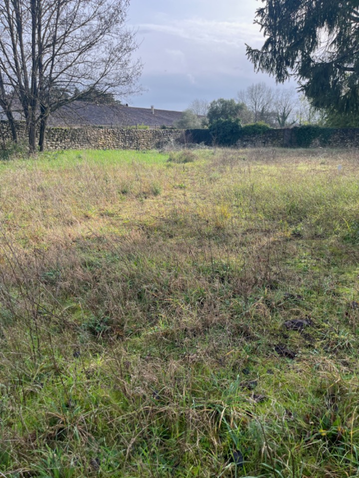 Terrain à bâtir à Preignac (33210)