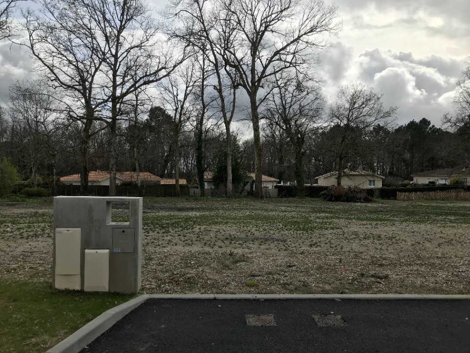 Terrain à bâtir à Martillac (33650)