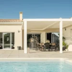 Maison en L avec piscine