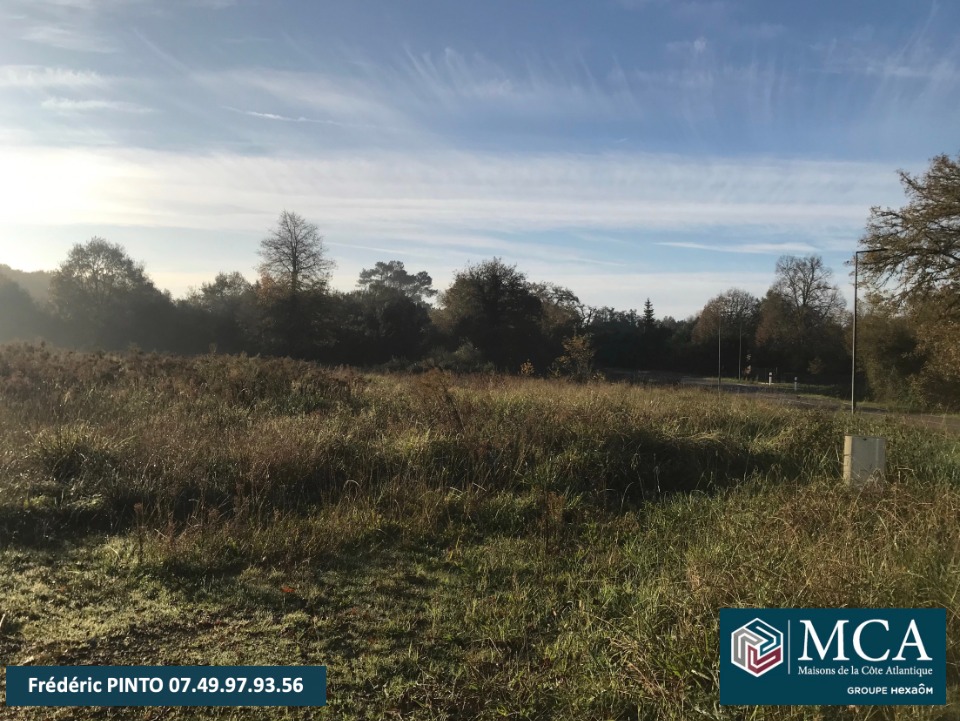 Terrain à bâtir à Labrit (40420)