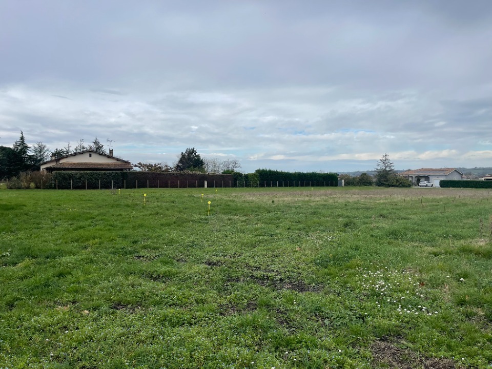 Terrain à bâtir à Langon (33210)