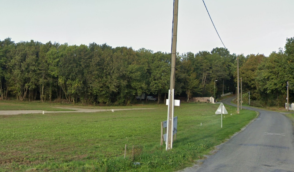 Terrain à bâtir à Écoyeux (17770)