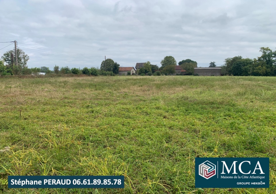 Terrain à bâtir à Biron (64300)