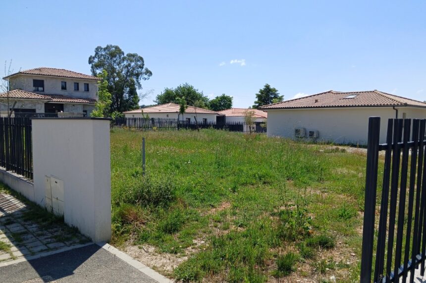 Terrain à bâtir à Yvrac (33370)