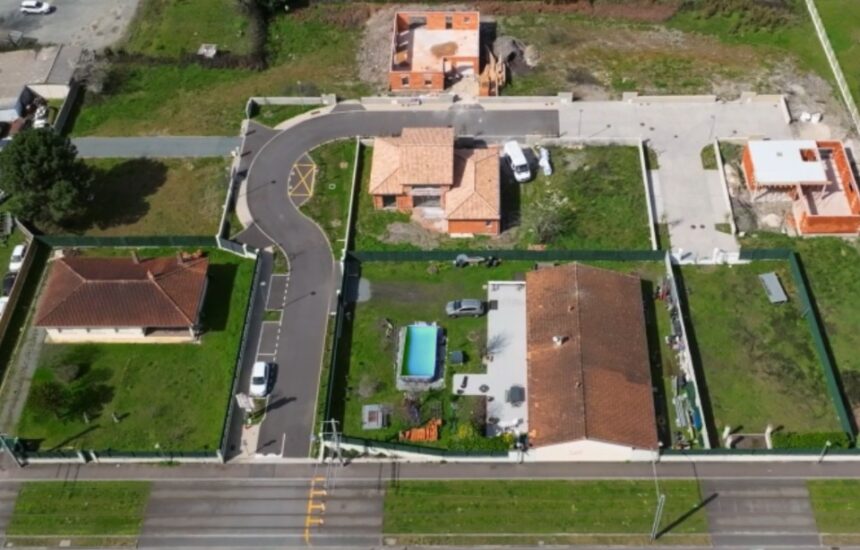 Terrain à bâtir à Mérignac (33700)