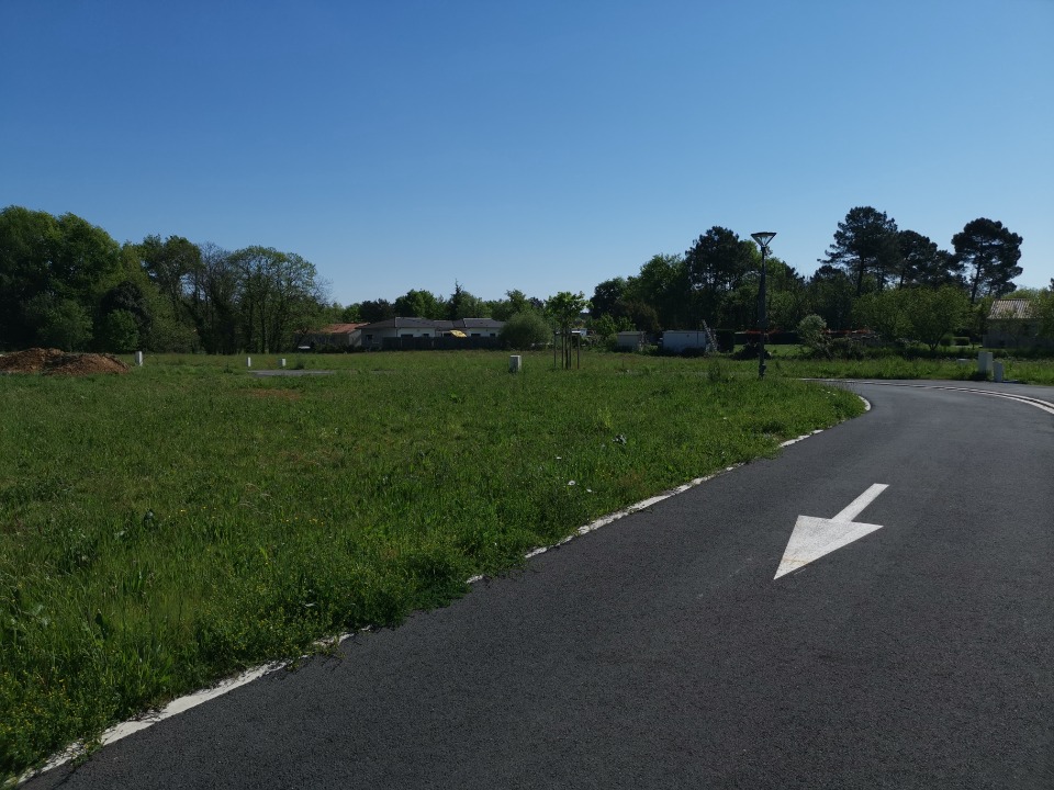 Terrain à bâtir à Marsac-sur-l’Isle (24430)