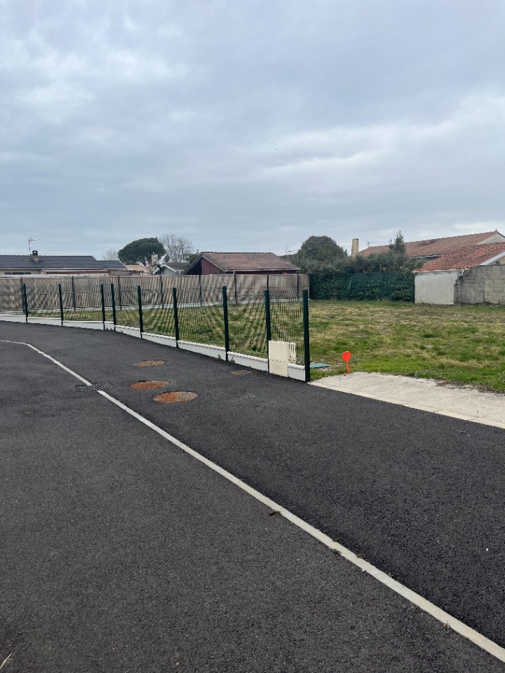 Terrain à bâtir à Saint-Médard-en-Jalles (33160)