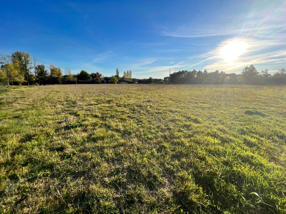 Terrain à bâtir à Grignols (33690)