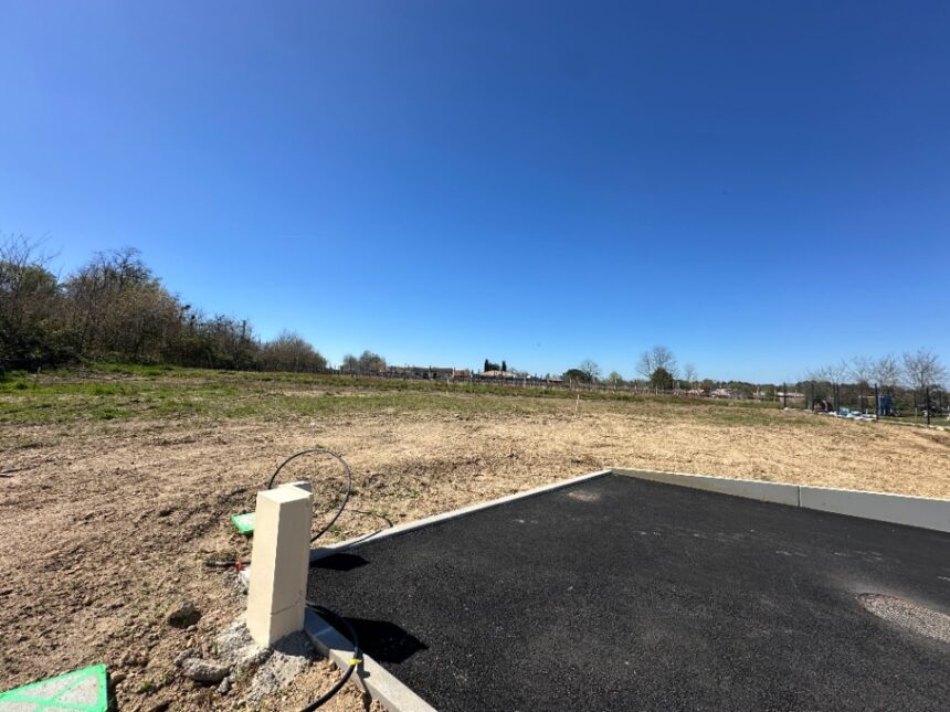 Terrain à bâtir à La Brède (33650)