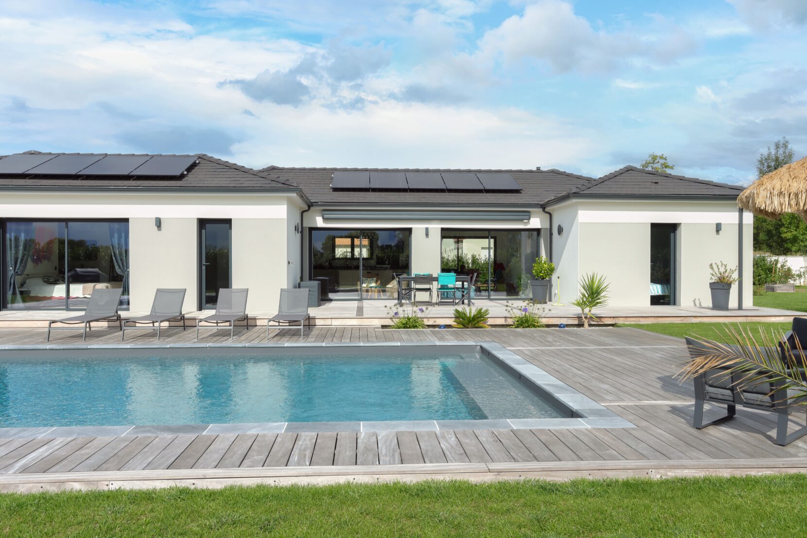Grande maison de plain-pied en Charente