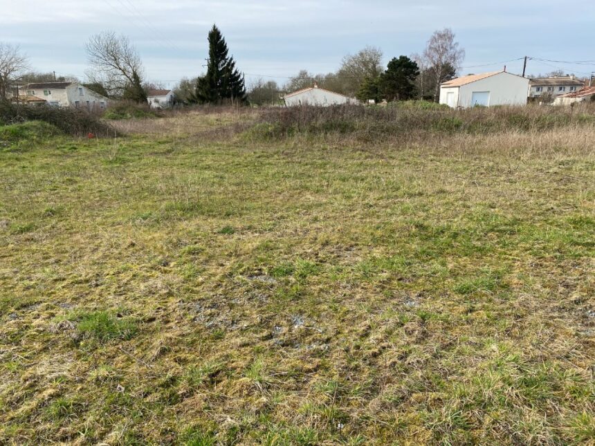 Maison à construire à Le Mung (17350)