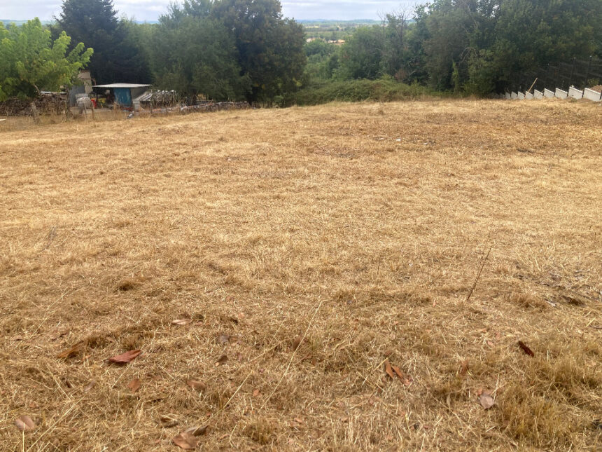 Terrain à bâtir à La Roche-Chalais (24490)