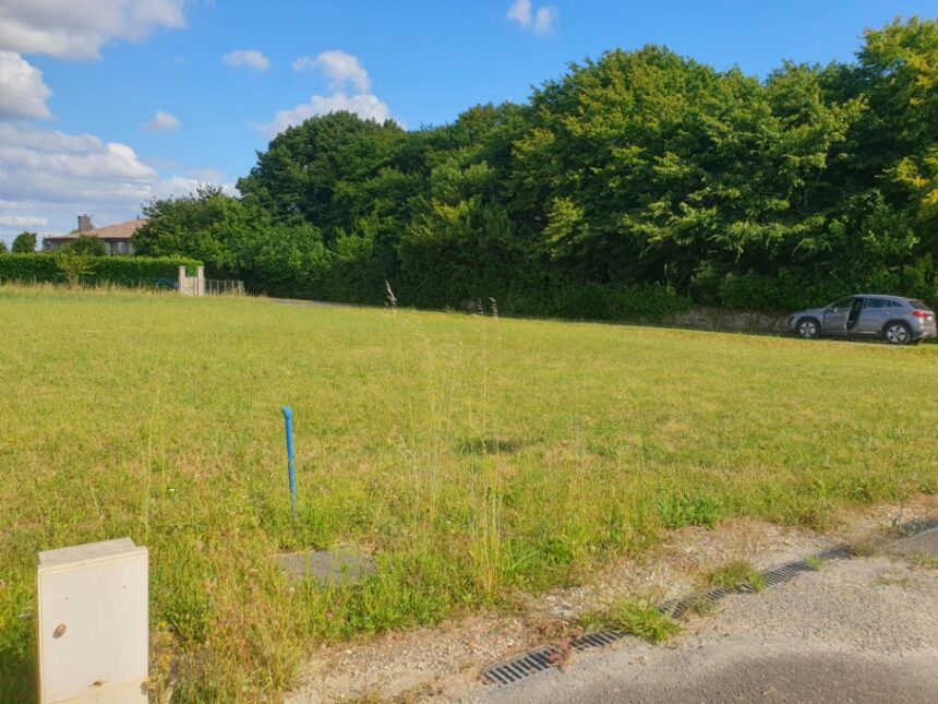 Maison à construire à Aubie-et-Espessas (33240)