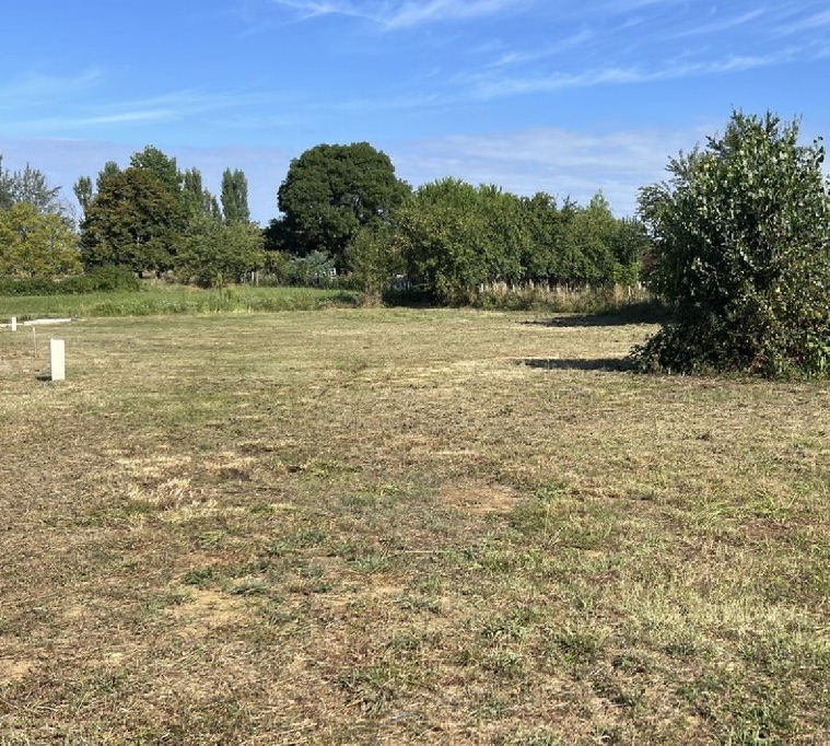 Terrain à bâtir à Casteljaloux (47700)