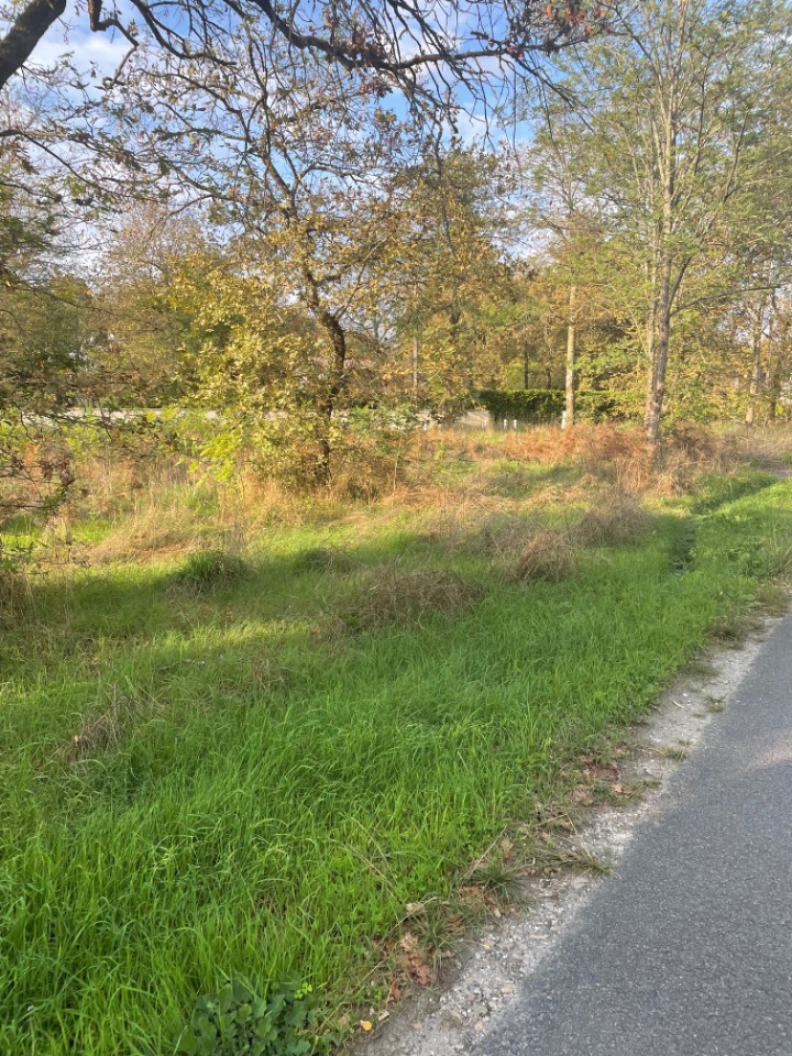 Terrain à bâtir à Le Pian-Médoc (33290)
