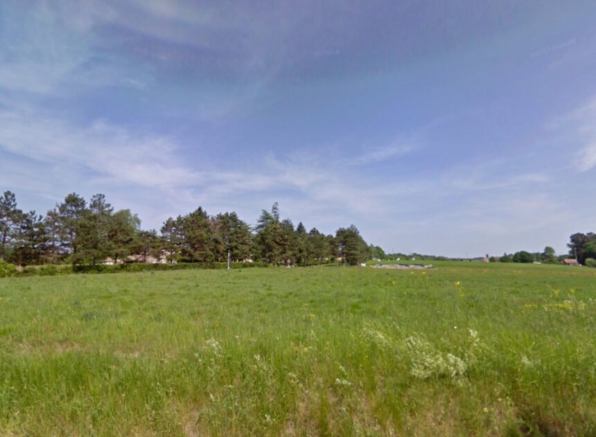 Terrain à bâtir à Ginestet (24130)