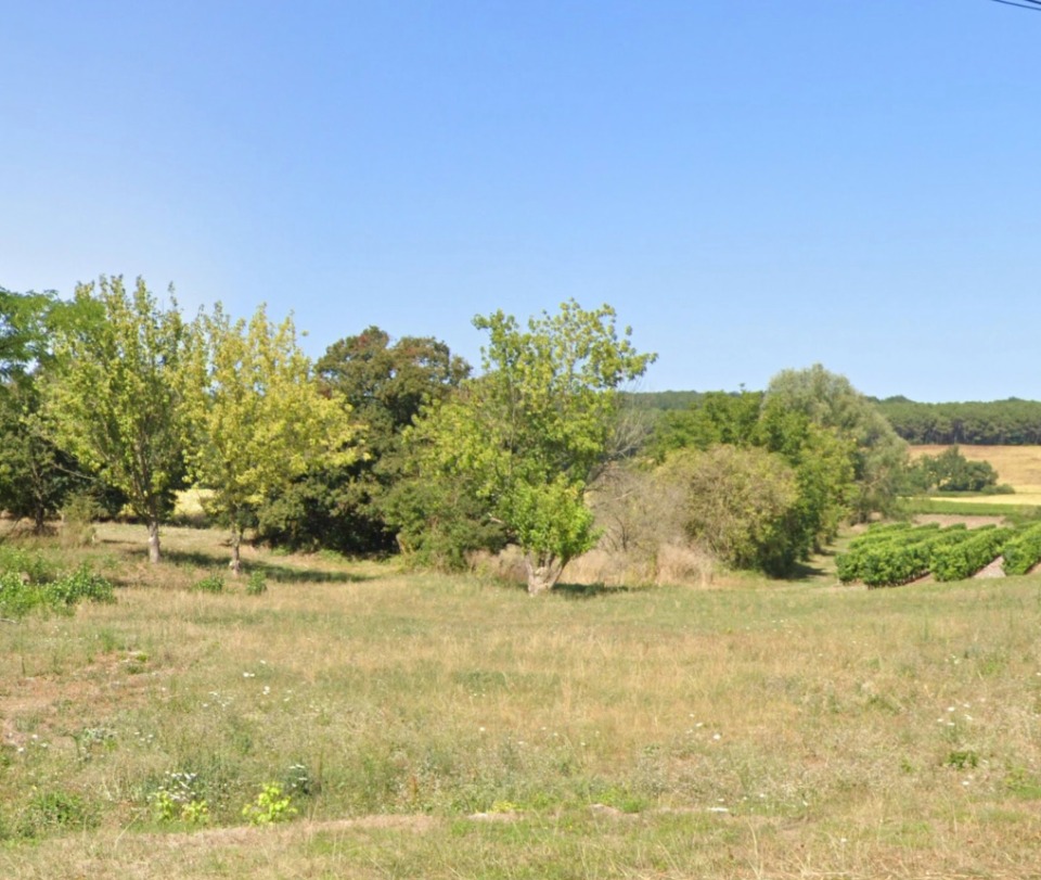 Terrain à bâtir à Ribagnac (24240)