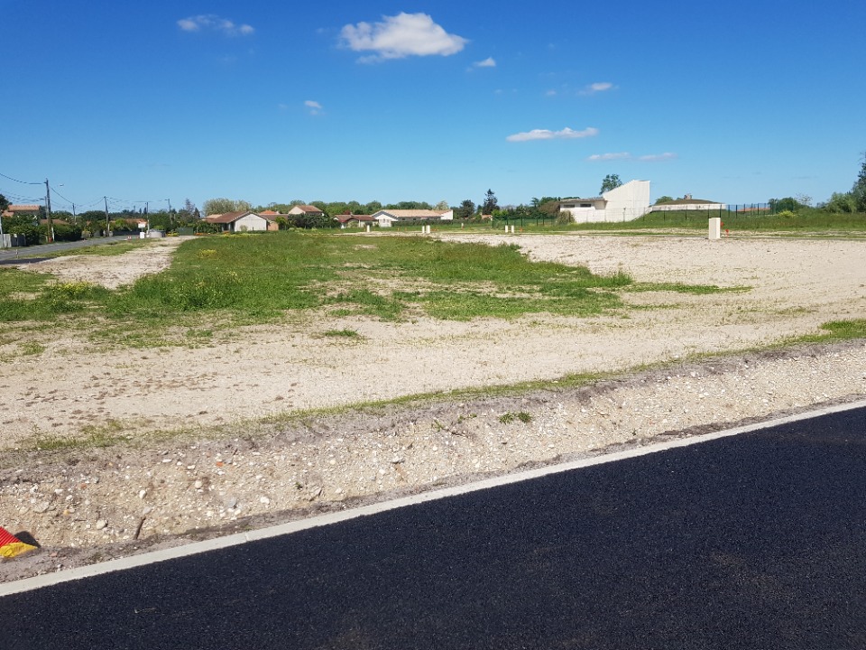 Terrain à bâtir à Portets (33640)