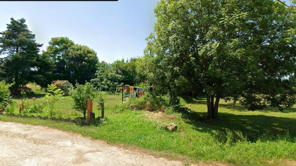 Terrain à bâtir à Cardan (33410)