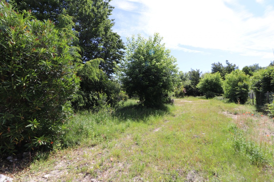 Terrain à bâtir à Artigues-près-Bordeaux (33370)