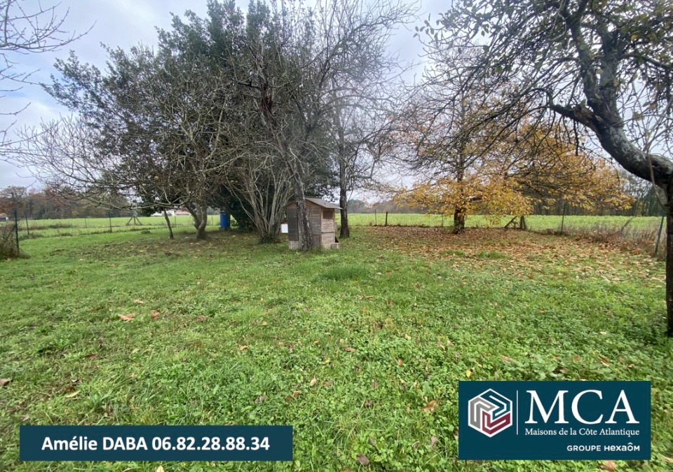 Terrain à bâtir à Saint-Martin-de-Hinx (40390)